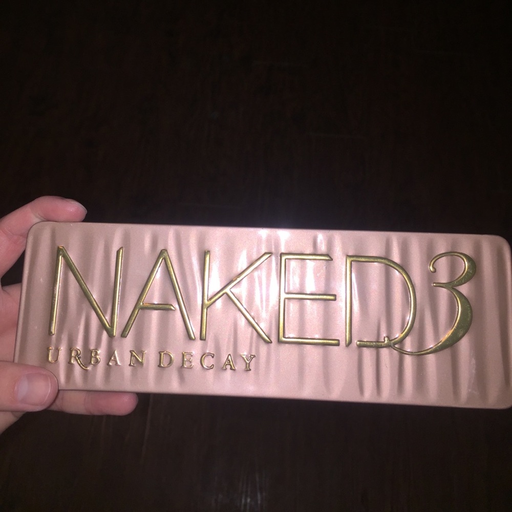 barely used naked 3 palate